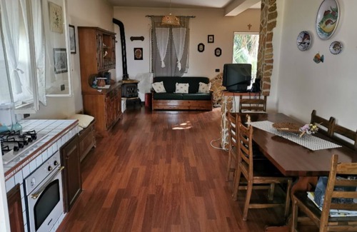 Brucoli Cottage | Seaside Cottage with Private Pool and Spacious Living