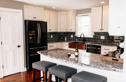 Afton Cottage | Discover Hidden Creek Estates: Cottage with Pond & Amenities