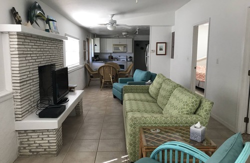 Cudjoe Key Cottage | Pet-Friendly Cottage with Pool Near Key West, Rated 9.4