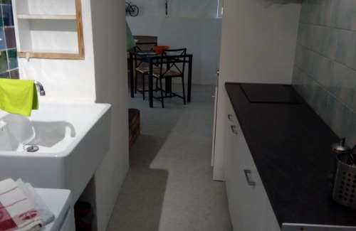 Apt Cottage | Charming Cottage with Private Terrace & Park View Awaits