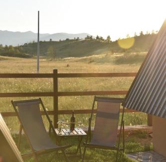 Zabljak Ski Chalet | Pet-Friendly Cottages in Big Bear - Guest Rated 9.7/10