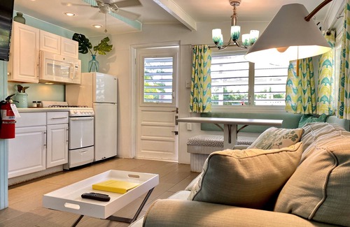 Frederiksted Southeast Cottage | Oceanfront Cottages by the Sea with Spa & Breakfast Included