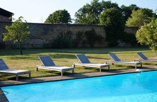Yvre-l'Eveque House | Enchanting Cottages de Château de Vaux with Ocean Views