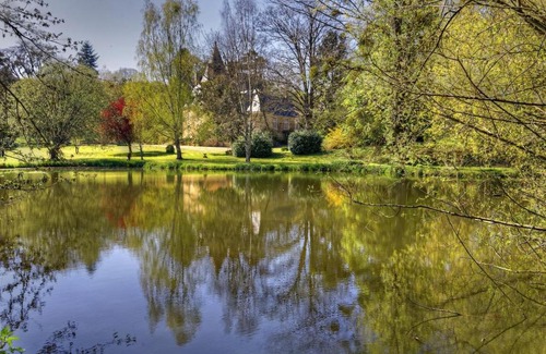Yvre-l'Eveque House | Enchanting Cottages de Château de Vaux with Ocean Views