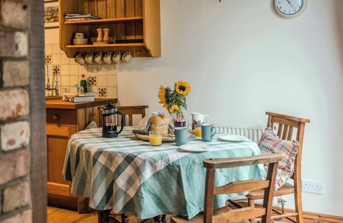 Mangotsfield House | Cotton Farm Estate - 4 Cottages, Sleeps 16