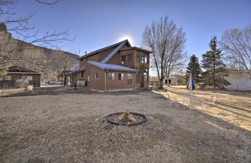 Blanco House | Idyllic Cottonwood Cabin with Private Fly Fishing & Hot Tub