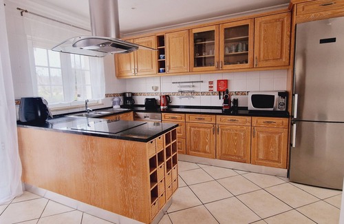 Silves Villa | Escape to Villa Monte Branco: Mountain Views & Private Pool