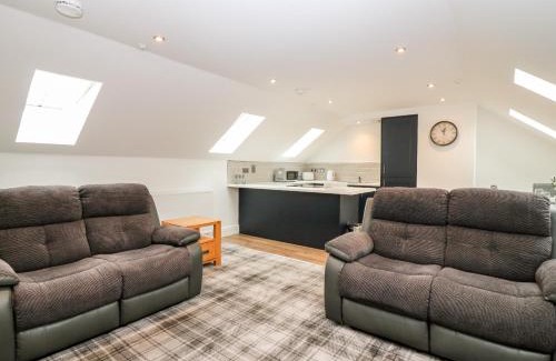 Keith Apartment | Family-Friendly Stay at Council Chambers Executive Apartments