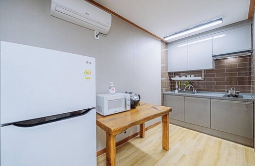 Oeseo House | Experience Starry Nights with Family-Friendly Amenities