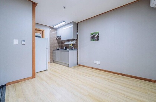 Oeseo House | Experience Starry Nights with Family-Friendly Amenities