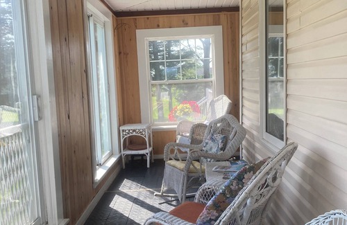 Lot 16 Cottage | Country 2-brm apt. 10km to S'side, Weekly or Monthly rental.