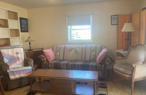 Lot 16 Cottage | Country 2-brm apt. 10km to S'side, Weekly or Monthly rental.