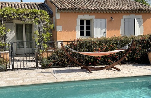 Pont-Saint-Esprit House | Cozy Country Cottage with Pool for Memorable Getaways