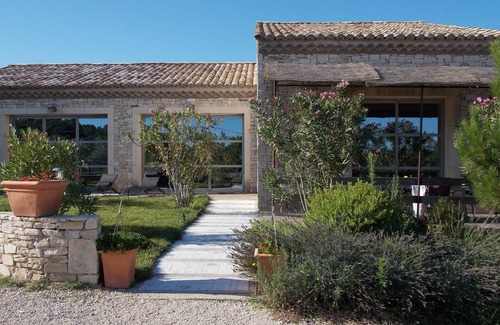 Saint-Nazaire House | Welcoming Country Cottage in St Nazaire with Pool & Spa
