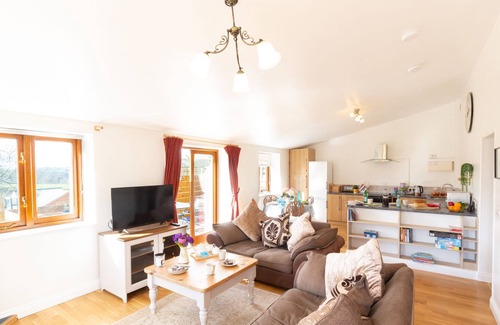 West Buckland Cottage | Country Cottage for up to 4 & a dog in the Blackdown Hills AONB with log burner