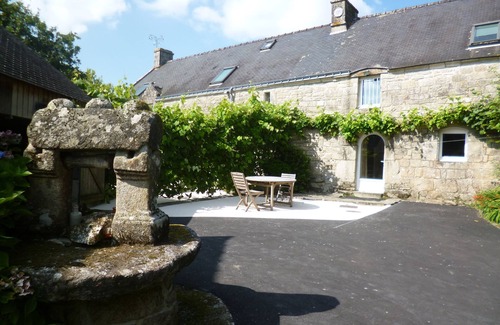 Bieuzy House | Charming Country Cottage in Bieuzy les Eaux – 9.8 Guest Rated