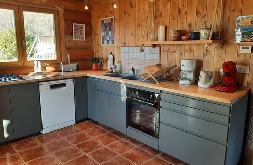 Chorges Ski Chalet | Charming Country Cottage in Chorges with Pool & Pet-Friendly