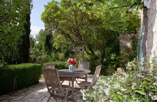 Loubers House | Pet-Friendly Country Cottage with Pool & Spa in Loubers