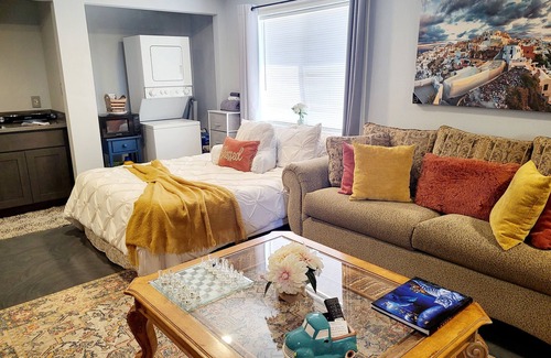Castro Valley House | Scenic Ocean Views & Top Reviews in San Francisco