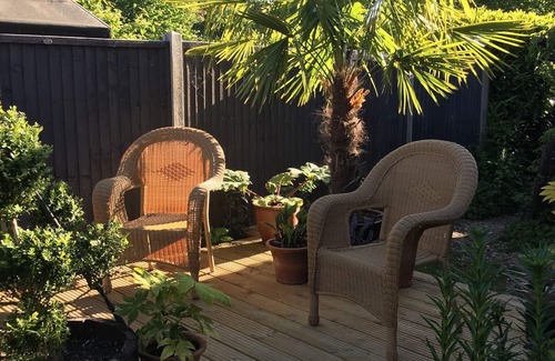 New Forest District Cottage | Idyllic Country Cottage Near New Forest with Kitchen Amenities