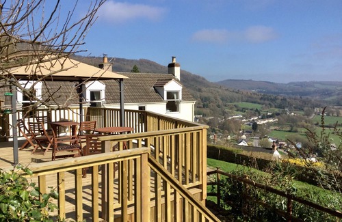 Redbrook Cottage | Idyllic Country Cottage with Breathtaking River Wye Views