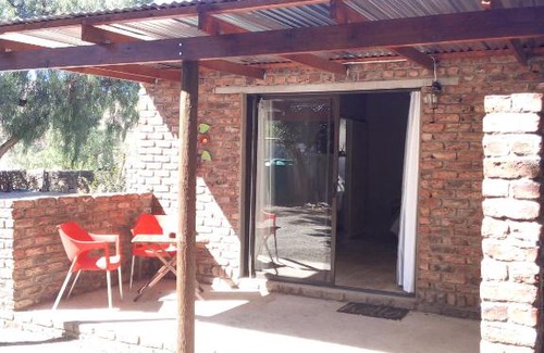 Nieu-Bethesda Ski Chalet | Charming Country Cottages - 4-Star Family-Friendly Retreat
