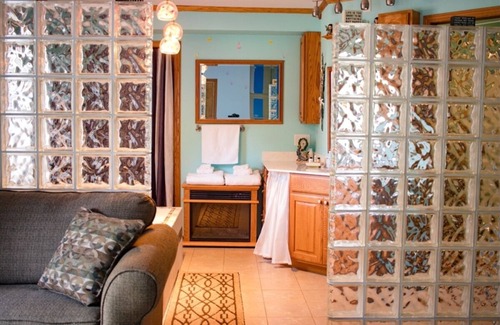 Juneau Apartment | Discover a Country Escape in Juneau Wisconsin - 10/10 Rating