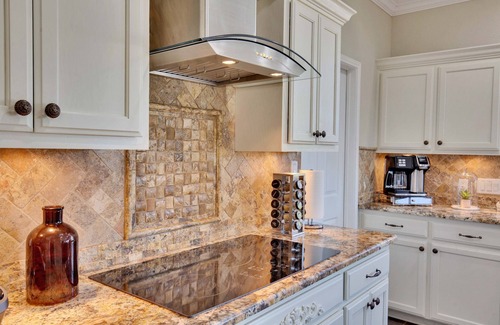 West Cave Estates House | Inviting Country Estate with Hot Tub Near Downtown Dripping Springs