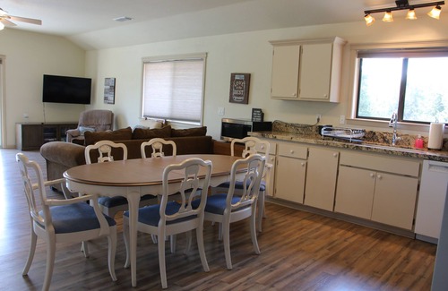 Newcastle Other | Idyllic Country Farmhouse on a Working Cattle Ranch