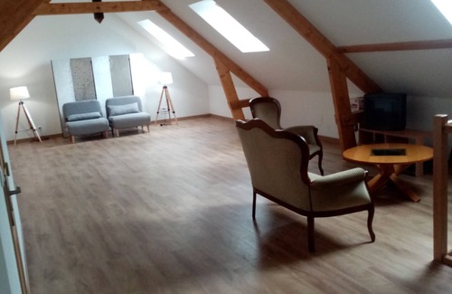 Saint-Calez-en-Saosnois House | Serene Country House with Garden and Family-Friendly Amenities