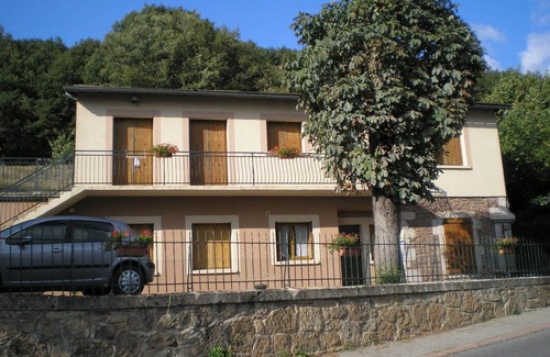 Saint-Victor-et-Melvieu Condo | Pet-Friendly Gite with Pool & Ocean Views in Aveyron
