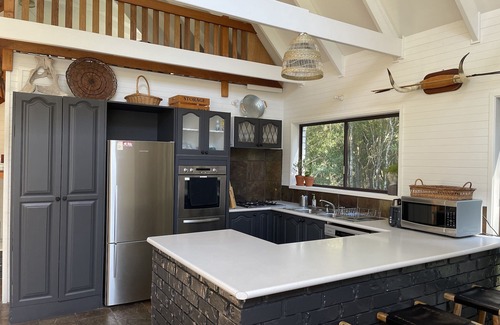 Crystal Creek Cottage | Unforgettable Country Getaway at Crystal Creek - Guest Rated 9.8