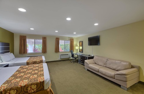 Knightdale Hotel | Relax at Country Hearth Inn Knightdale Raleigh with Spa & Dining