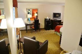 Kenton Hotel | Pet-Friendly Retreat at Country Hearth Inn & Suites Kenton