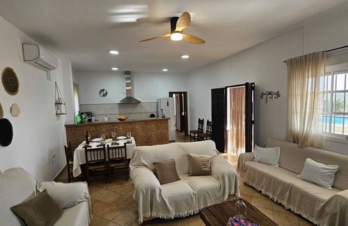 Marchena House | Country House 'Limones' with Private Pool, Wi-Fi and Air Conditioning