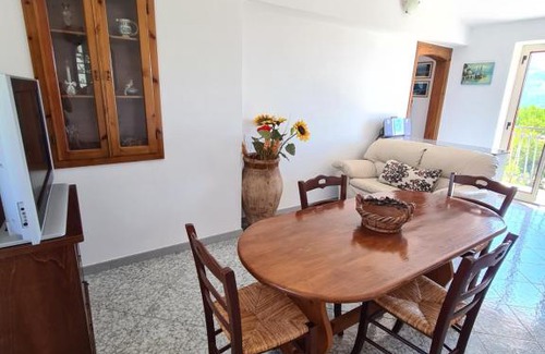 Sant'Agata di Militello Apartment | Cozy Country Home with Family and Pet-Friendly Amenities