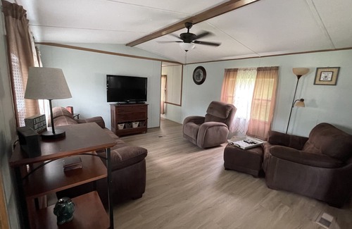 Beaver Dams House | Country Home - Sleeps 5 - In between Watkins Glen / Corning