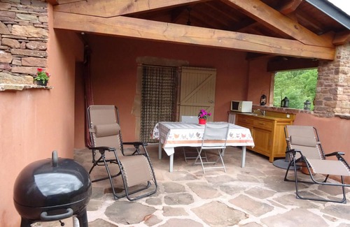 Laval-Roqueceziere House | Idyllic Country House in Grand Causse Park - 9.6/10 Rated