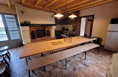 Feugarolles House | Serene Country House Retreat by a Stream with Pool & Pets