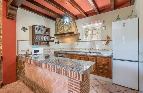 Carcabuey House | Country House 'Casa Rural Puente Piedra' with Mountain View, Wi-Fi and Air Conditioning