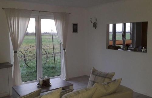 Norden Apartment | Charming Country House Retreat with Garden for Families