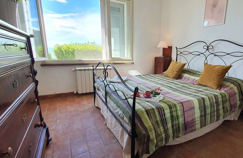 Buti Other | Country House / Farm House in Buti with 2 bedrooms sleeps 6
