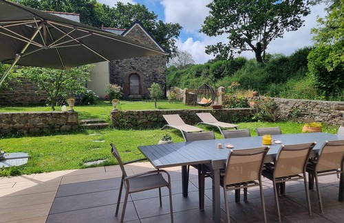 Saint-Quay-Perros Cottage | Idyllic Country House by the Sea in Perros Guirec