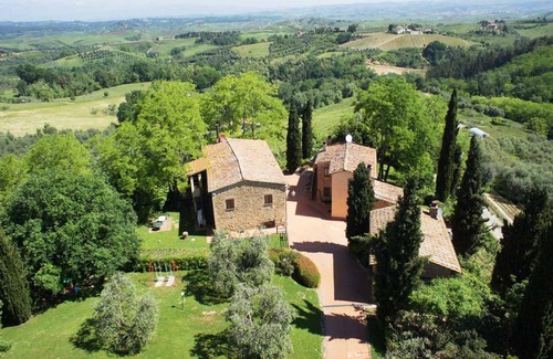 Montaione Cottage | Serene Country House in Chianti with Pool and Spa