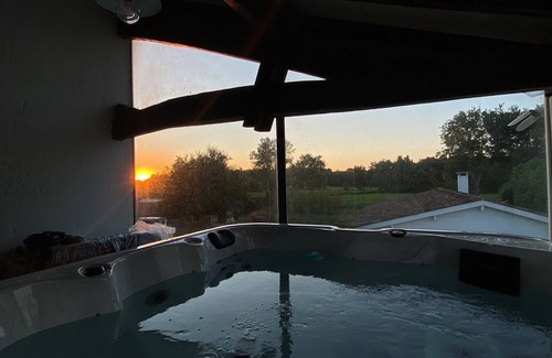 Moulis-en-Medoc House | Idyllic Country House Retreat in Médoc Vineyards with Spa
