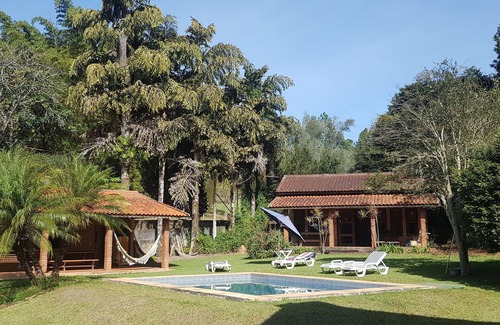 Aracariguama Cottage | Idyllic Country House in Gated Community near São Paulo