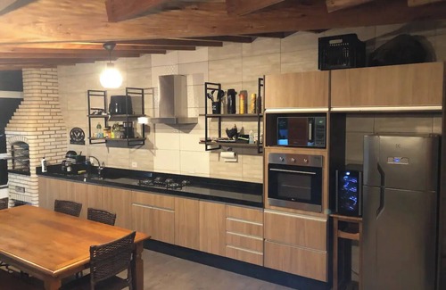 Mairinque House | Country house in Mairinque with hydro/sp