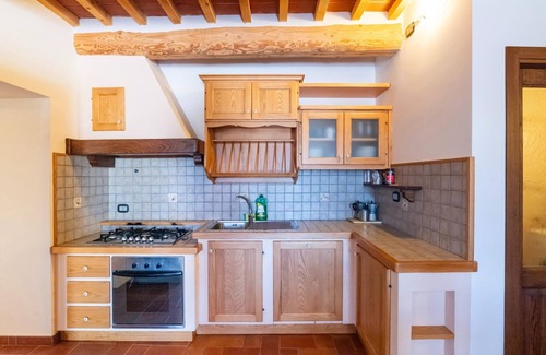 Cagli Apartment | Country House in Marche with Pool & Views