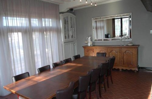Poperinge House | Elegant Poperinge Mansion with Family-Friendly Garden