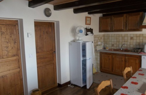 Linac House | Idyllic Country House Getaway in Ségala Lot - Rated 9.8